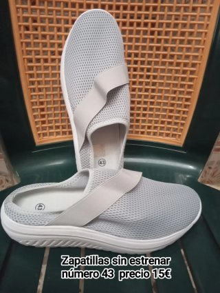 Zapatillas sin estrenar Talla 43
