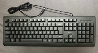 Teclado Trust Negro USB