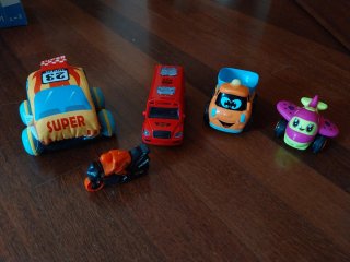 Lote 5 vehículos fricción: coche, bus, moto, avión