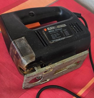 Sierra de calar Black & Decker 350W