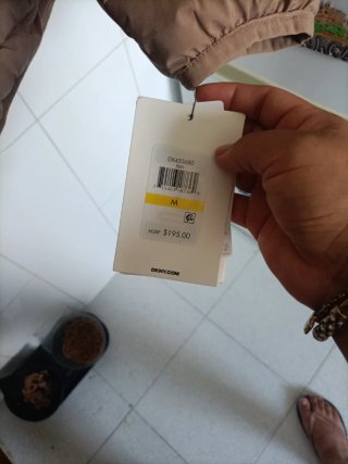 Chaqueta DKNY forrada de borreguito Talla M
