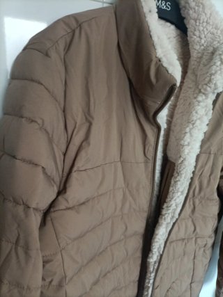 Chaqueta DKNY forrada de borreguito Talla M