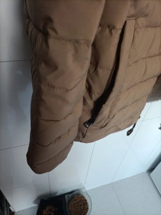 Chaqueta DKNY forrada de borreguito Talla M