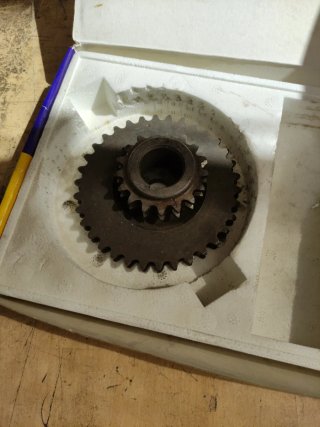 Piñones distribución Seat 600
