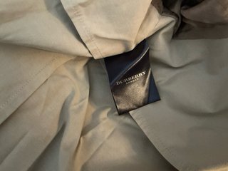 Chaqueta Burberry Beige Talla M