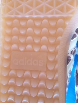 Adidas Samba T.43  (Talla pequeño 41-42)