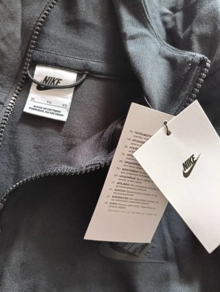 Sudadera Nike con cremallera
