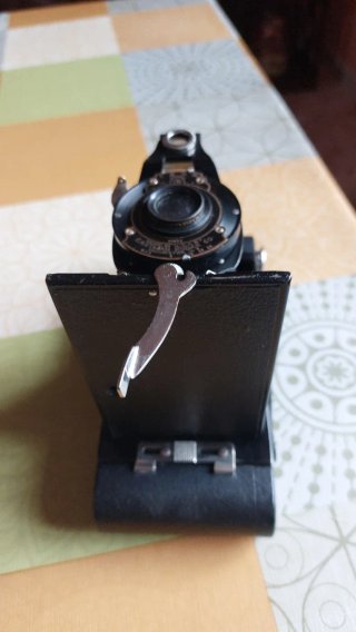 Cámara Kodak 2A Folding Autographic Brownie