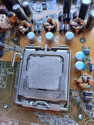 Scheda Madre ASUS P5LP-LE con CPU Core 2 Duo