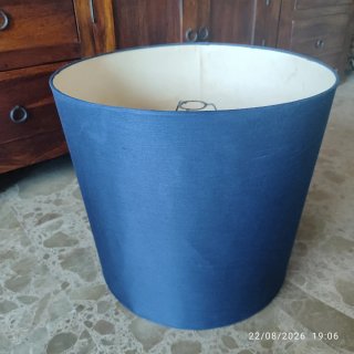 Lámpara de mesa azul cerámica