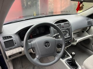 KIA Cerato 2005