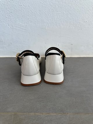 Zapatitos merceditas con hebilla joya