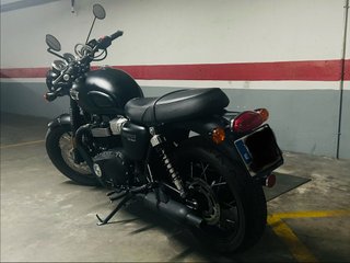 Triumph Bonneville T100 Black Moto