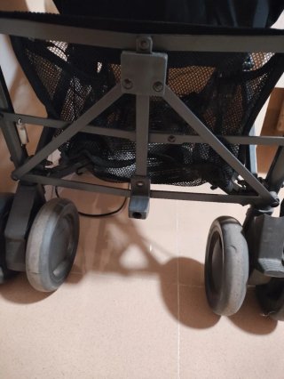 Silla de paseo Cybex negra