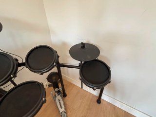 Batería Electrónica Alesis Nitro Drum Module