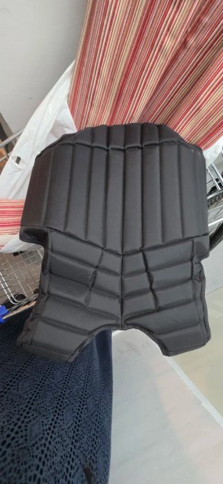 Casco equitación niñ@, chaleco y guantes