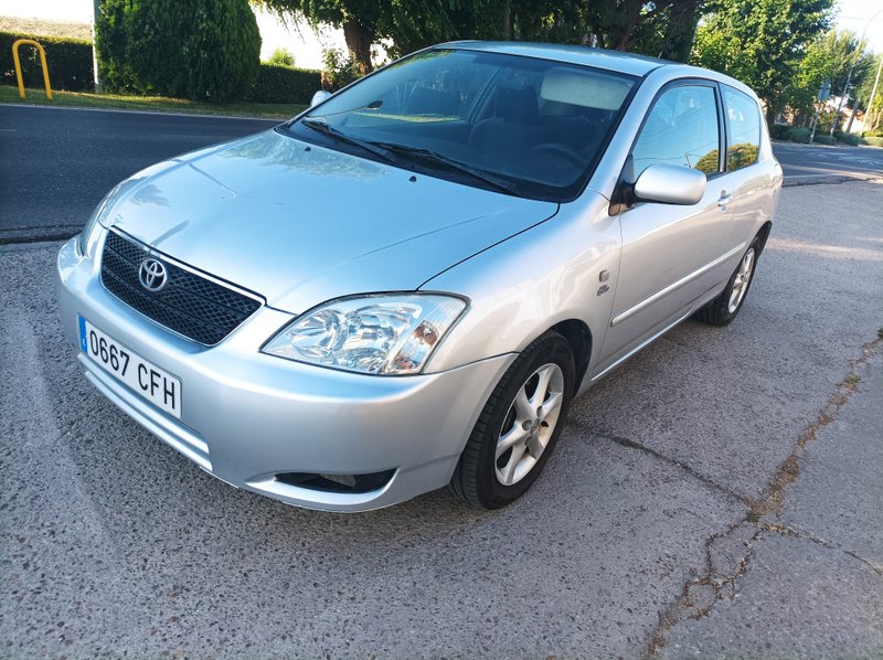 Toyota Auris 2003