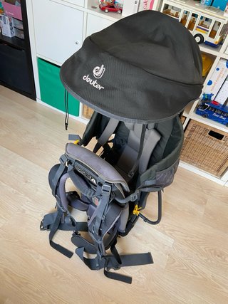 Mochila porta bebés Deuter trekking