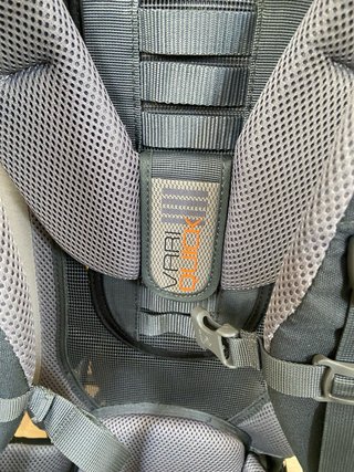 Mochila porta bebés Deuter trekking