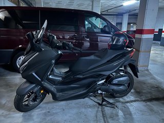 Honda Forza 125 Negra