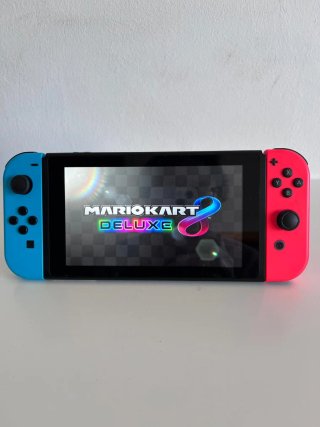 MARIO KART 8 DELUXE NINTENDO SWITCH