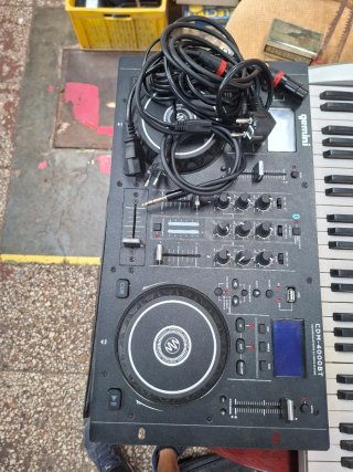 Mesa de Mezcla Gemini CDM-4000BT
