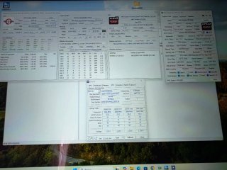 PC Gaming RX6600 Blanco con RGB