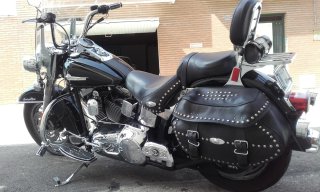Harley Davidson Heritage Softail Negra