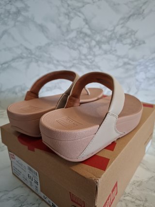 FitFlop Lulu Sandalias Cuña Beige/Rosa