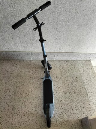 Patinete plegable azul
