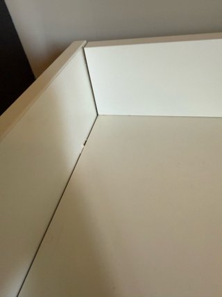 Conjunto de mesita de noche blanca de madera
