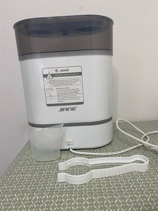 Esterilizador y Calentador Biberones Jané