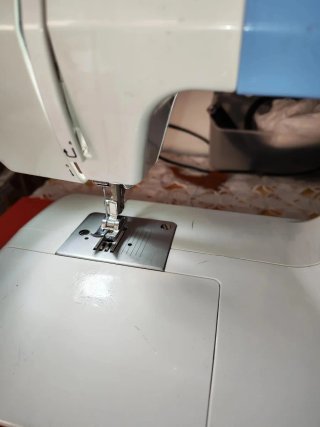 Máquina de coser Astralux 8366