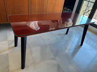 Mesa auxiliar cristal y madera