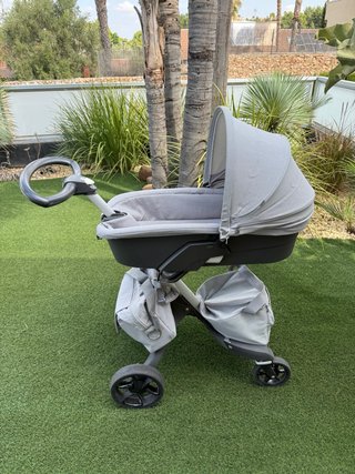 Carrito Stokke Xplory V5 - Silla, Capazo y Saco