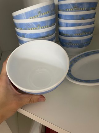 Vajilla porcelana azul y blanca