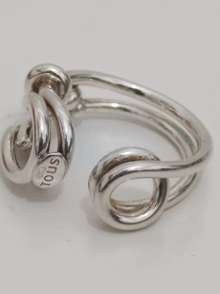 Conjunto Tous: anillo y pendientes tous