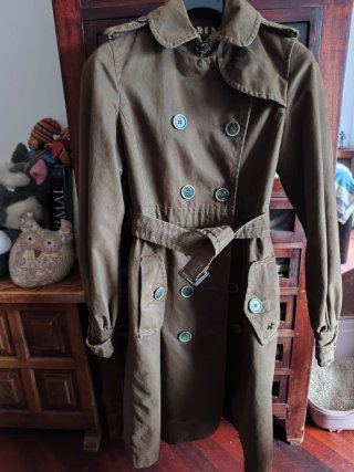 Gabardina Thomas Burberry 1835 mujer verde oliva.