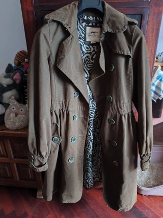 Gabardina Thomas Burberry 1835 mujer verde oliva.