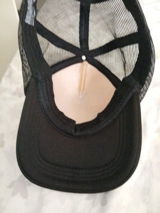 Gorra trucker Los Ángeles blanca y negra
