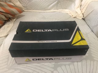 Zapatos de seguridad Delta Plus S1P negros