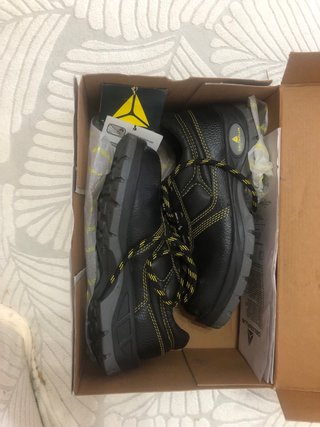 Zapatos de seguridad Delta Plus S1P negros