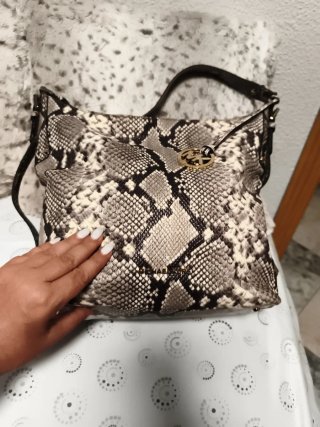 Bolso Michael Kors estampado piel serpiente