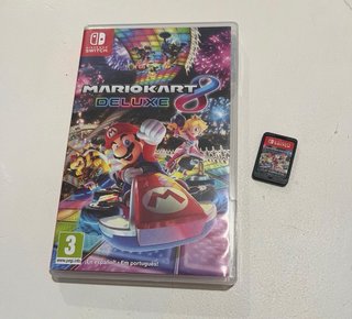 Nintendo Switch + 8 videojuegos