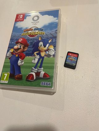 Nintendo Switch + 8 videojuegos