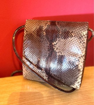Bolso piel serpiente para eventos