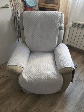 Sillón reclinable eléctrico beige