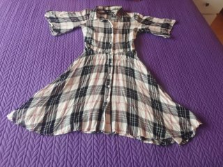 Vestido cuadros vuelo manga corta