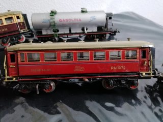Tren antiguo de juguete