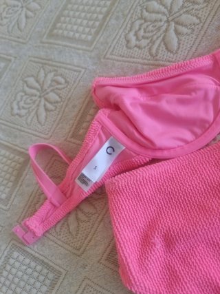 Bikini rosa texturizado